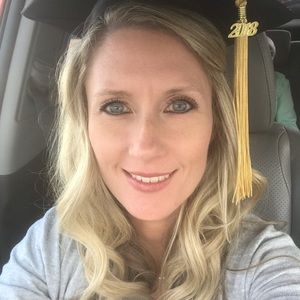 Meet your Posher, Melissa